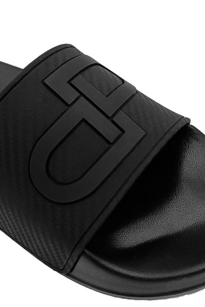 รองเท้าแตะแบบสวม DP Icon Carbon Fiber Embossed Pool Slide Sandals