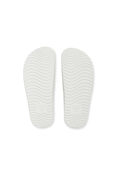 รองเท้าแตะแบบสวม Iconic Comfort Pool Slide Sandals - Ivory