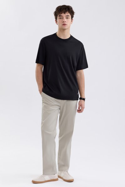 เสื้อยืด SMOOTH & STRETCH T-Shirt - Black