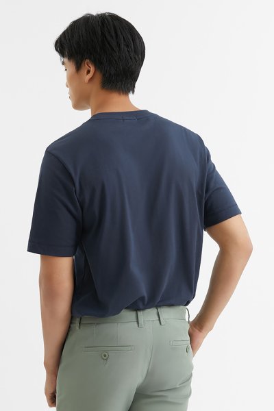 เสื้อยืด Linework Logo Print