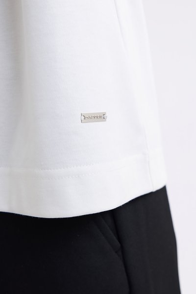เสื้อยืด Cotton Blend T-Shirt - White