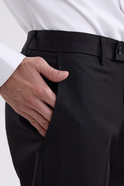 กางเกงขายาว TECHFLEX Regular-Fit Trousers - Black