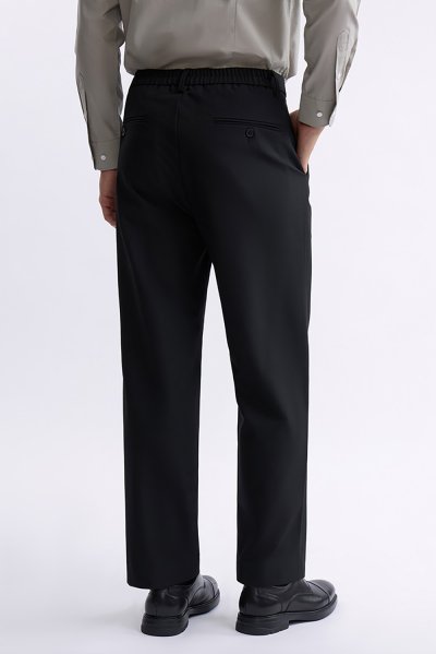 Pleated Elastic-Waist Pants - Black