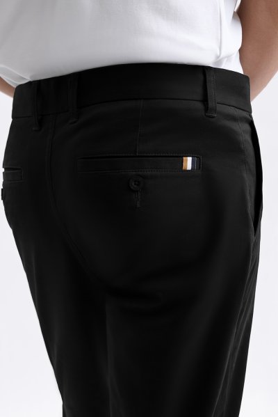 กางเกงชิโน่ Smart Stretch Chino Pants - Black
