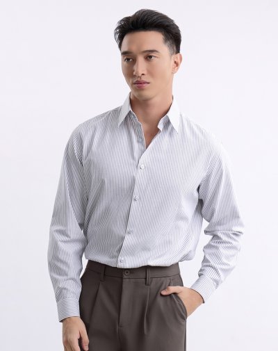 เสื้อเชิ้ตแขนยาว EASY CARE Striped Shirt – Light Grey