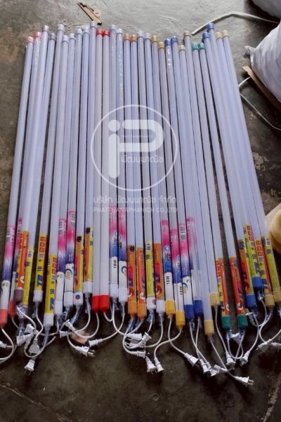 หลอดไฟงานวัด T8 (มีปลั๊ก) ยกลัง 30 หลอด