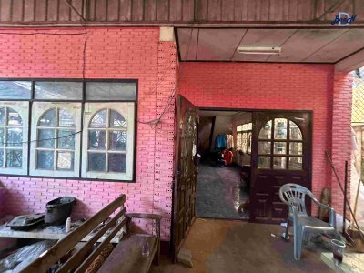 ขาย บ้านเดี่ยว ใจกลางแหล่งการค้า อ.ศรีสงคราม จ.นครพนม ติดถนนรัตนมาลี