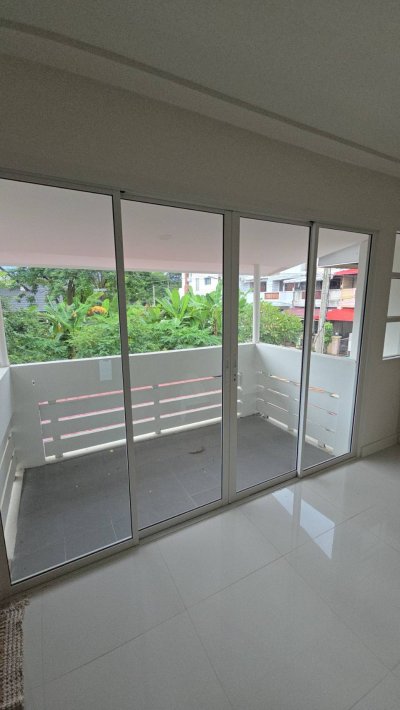 ขาย ทาวน์เฮ้าส์ หมู่บ้านทองประกาย ใกล้ รพ.นครพิงค์ จ.เชียงใหม่ ตกแต่งใหม่