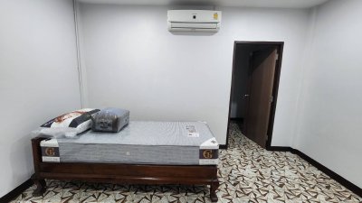 ให้เช่า ทาวน์เฮ้าส์ รีโนเวทใหม่ หมู่บ้านชัยพฤกษ์ ใกล้โรงเรียนวารีเชียงใหม่