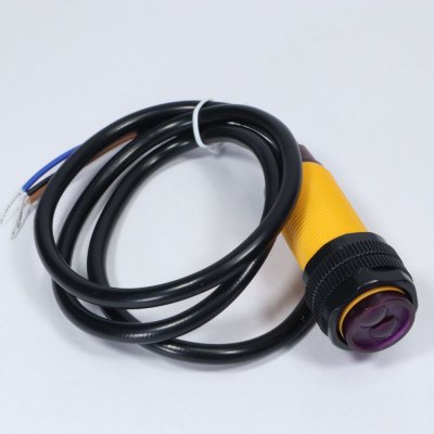 เซ็นเซอร์ตรวจจับวัตถุ E3F-DS30C4 proximity switch DC 6-36V 3 Wire NPN IR Photoelectric Sensor ระยะการตรวจจับ 7-30 cm