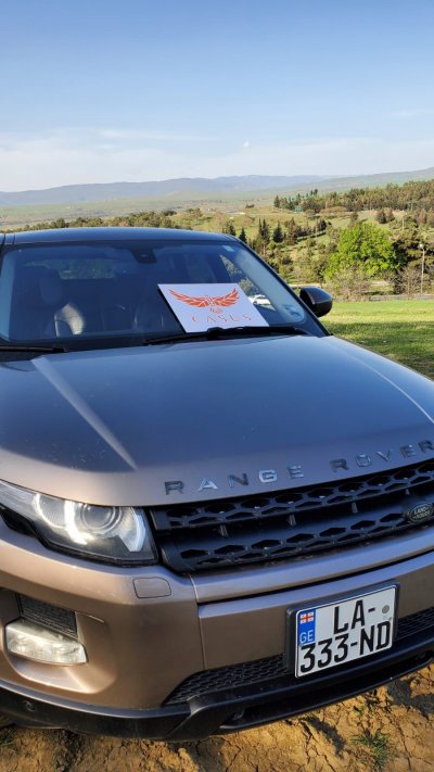 เริ่มต้นที่ 190 USD Range Rover