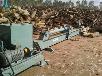 เครื่องผ่าไม้ (Wood Splitter)