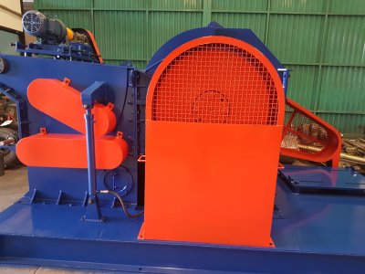 Drum Chipper Machine (Roller Feed)