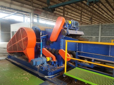 Drum Chipper Machine (Roller Feed)