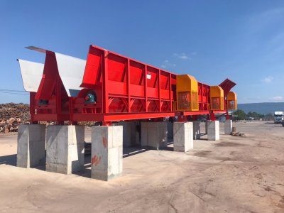 Debarker Machine