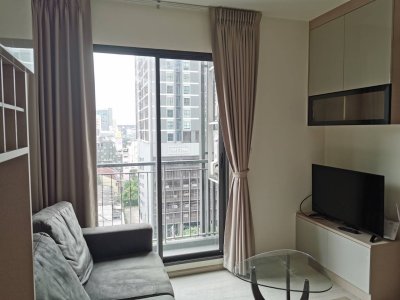 Luxury 2B Rental: Rhythm Asoke, Corner Unit Luxury 2B Rental: Rhythm Asoke, Corner Unit