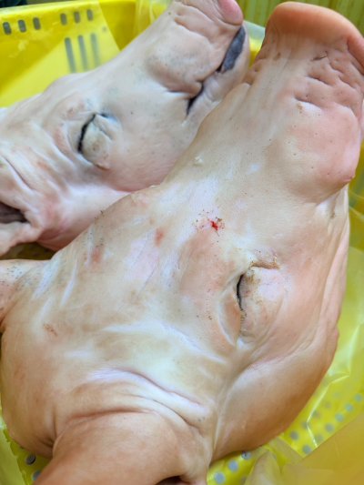 หัวหมูใหญ่ไซร์จัมโบ้