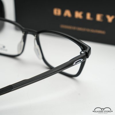 OAKLEY THINBOARD OX8205-0155 Satin Black