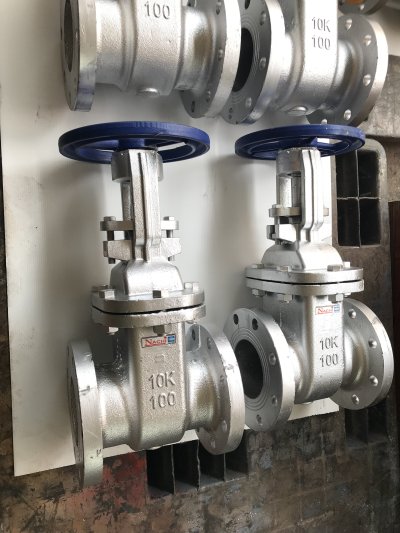 GATE VALVE CAST IRON JIS10K HAND WHEEL SIZE DN125  5"