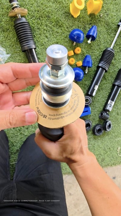 โช้ค RSr Japan แท้เบิกใหม่ ตัวนี้เป็นรุ่น สั่งผลิตพิเศษ ปรับได้ 48 ระดับ รถตู้ hiace ventury