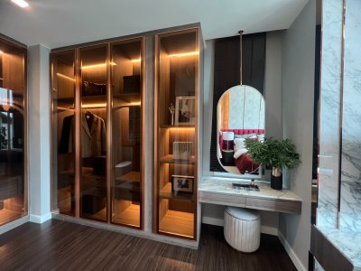 ขายบ้านตัวอย่าง โครงการ Grand Bangkok Boulevard รามอินทรา-วัชรพล พื้นที่ 60.8 ตรว. ใช้สอยได้ 232 ตรม. ใกล้ทางด่วน จตุโชติ เดินทางสะดวกโซน เอกมัย-รามอินทรา และห้างมากมาย