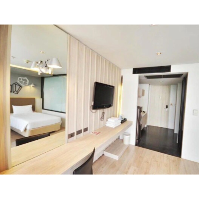 ขาย โรงแรมเพื่อทำธุรกิจ โซนสีลม-สาทร ติด BTS ขนาด 9 ชั้น พื้นที่ใช้สอย 4,900 ตรม. ห้องพัก 109 ห้อง ทำเลดี เดินทางสะดวก สิ่งอำนวยความสะดวกครบครัน