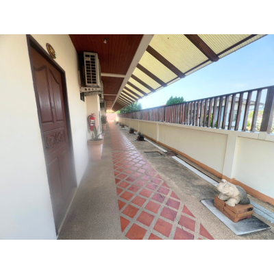 ขาย รีสอร์ท 3 ดาว พื้นที่ 197 ตรว. มีลูกค้า Long Stay เข้าพักเต็มประจำ 21 ห้อง มีสระว่ายน้ำ บรรยากาศเงียบสงบ เป็นส่วนตัว ขาย รีสอร์ท 3 ดาว พื้นที่ 197 ตรว. มีลูกค้า Long Stay เข้าพักเต็มประจำ 21 ห้อง มีสระว่ายน้ำ บรรยากาศเงียบสงบ เป็นส่วนตัว