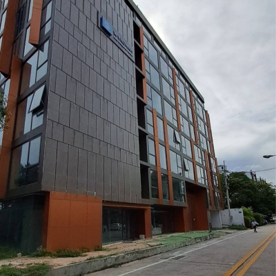 ให้เช่ากิจการโรงแรม โซนหาดวงศ์อมาตย์ พัทยา นาเกลือ จำนวน 192 ห้อง ค่าเช่า 4.5 ล้าน บาท ต่อเดือน ให้เช่ากิจการโรงแรม โซนหาดวงศ์อมาตย์ พัทยา นาเกลือ จำนวน 192 ห้อง ค่าเช่า 4.5 ล้าน บาท ต่อเดือน