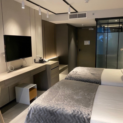 ให้เช่ากิจการโรงแรม โซนหาดวงศ์อมาตย์ พัทยา นาเกลือ จำนวน 192 ห้อง ค่าเช่า 4.5 ล้าน บาท ต่อเดือน ให้เช่ากิจการโรงแรม โซนหาดวงศ์อมาตย์ พัทยา นาเกลือ จำนวน 192 ห้อง ค่าเช่า 4.5 ล้าน บาท ต่อเดือน