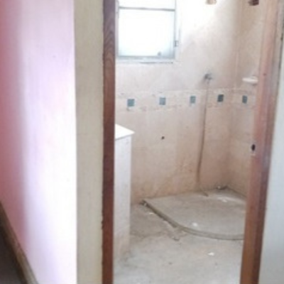 ขายบ้านเดี่ยว ถ.คู้บอน ขนาด 2 ชั้น 84.5 ตรว.ขายตามสภาพ ราคาต่ำกว่าตลาด เหมาะกับซื้อลงทุนรีโนเวท กำไรงาม