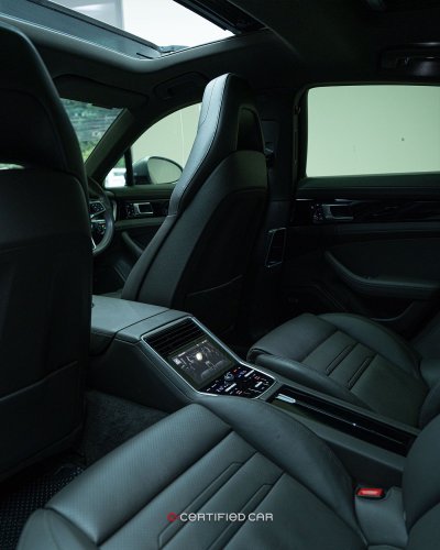 Porsche Panamera 4 E-Hybrid