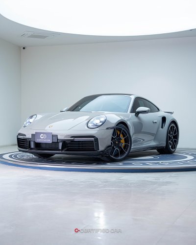 PORSCHE 911 Turbo S (2021)