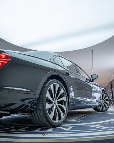 BENTLEY FLYING SPUR HYBRID BENTLEY FLYING SPUR HYBRID