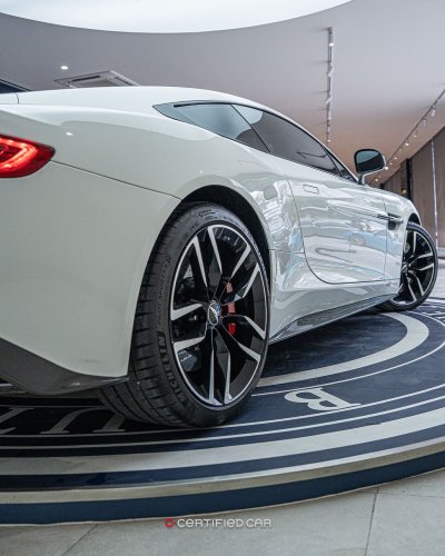 Aston Martin Vanquish