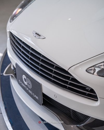 Aston Martin Vanquish