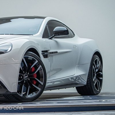 Aston Martin Vanquish