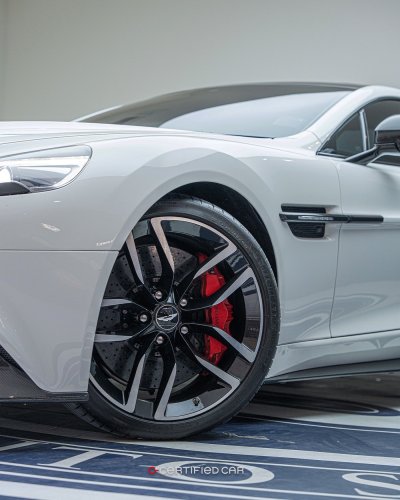 Aston Martin Vanquish