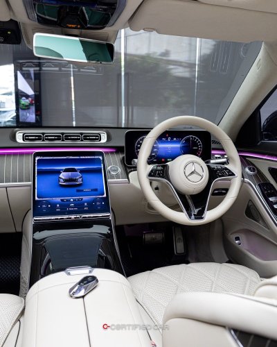 Mercedes Benz - Maybach