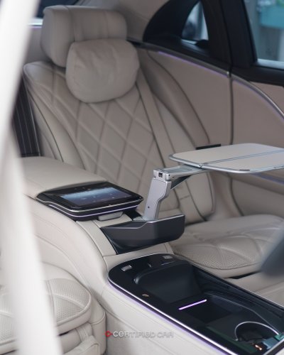 Mercedes Benz - Maybach