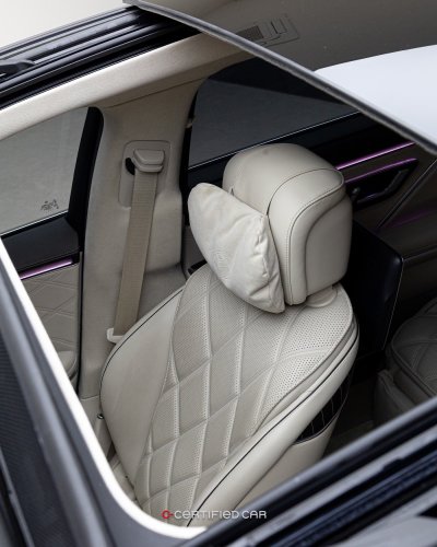 Mercedes Benz - Maybach