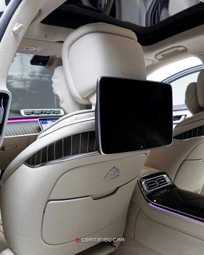 Mercedes Benz - Maybach