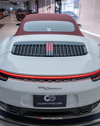 Porsche 911 Carrera Cabriolet (2021)
