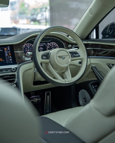 BENTLEY FLYING SPUR HYBRID