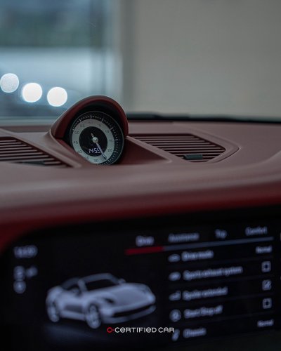 Porsche 911 Carrera Cabriolet (2021)