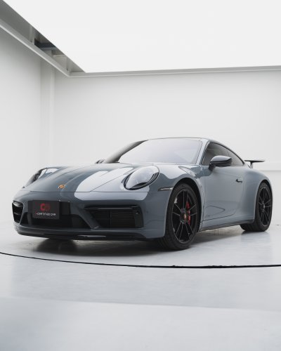 Porsche 911 Carrera GTS (2023)