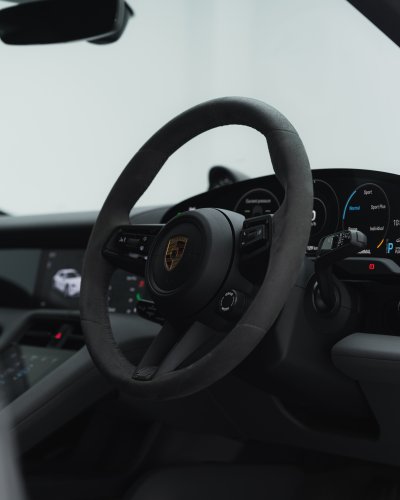 Porsche Taycan Cross Turismo (2023)