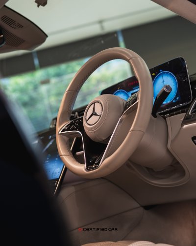 Mercedes Maybach S580e (2024)