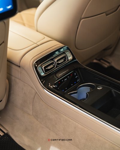 Mercedes Maybach S580e (2024)