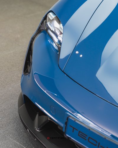 Porsche Taycan (2021)