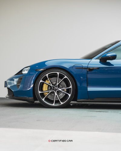 Porsche Taycan (2021)